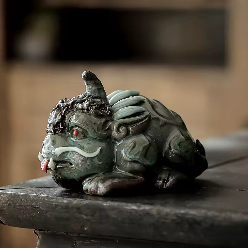 Tea Pet Decoration Fine Ceramic Creative Zhaocai Dragon Can Raise Qilin Tea Play Tea Table Zhong Kui Kung Fu Tea Set Accessories
